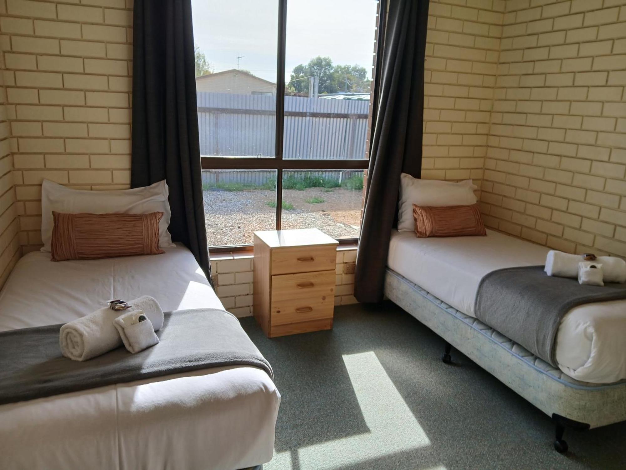 Birch Motel Tocumwal Previously Known As Kanimbla Motor Inn Exterior foto